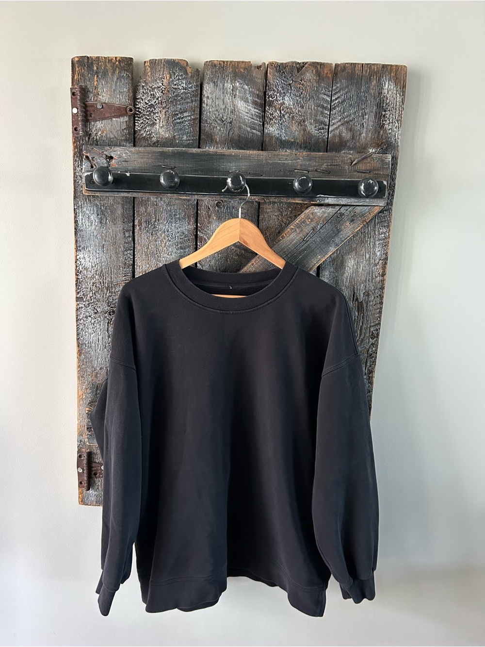 Men's Lululemon Black Crewneck Sweatshirt